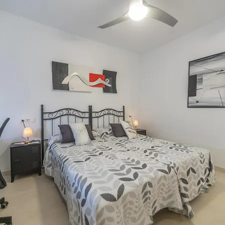 Piano House Apartment *