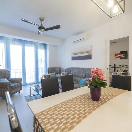 Piano House Apartment *