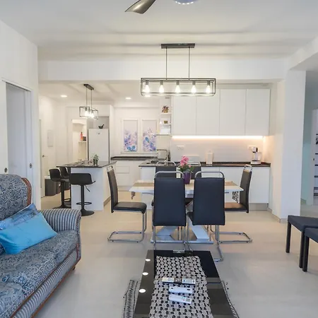 Piano House Apartment